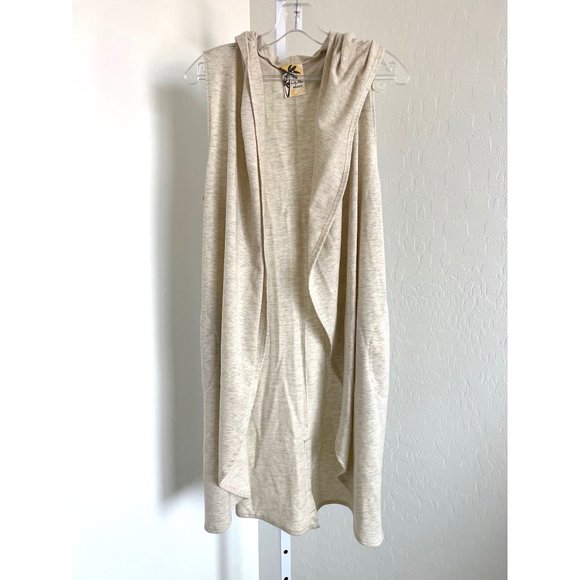 Lily Beach Other - Lily Beach Heather Oatmeal Cover-Up